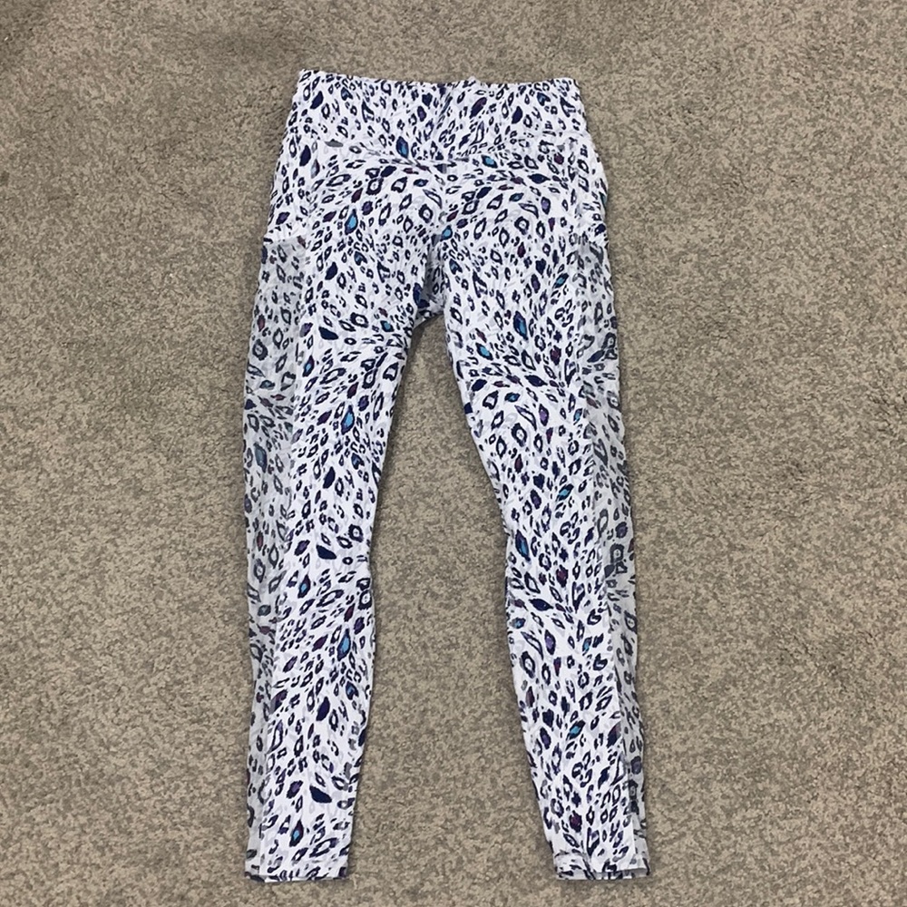 Leopard Fabletics leggings